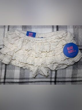 Blue Riot Cream Ruffle Skort - Layered Feminine Shorts
